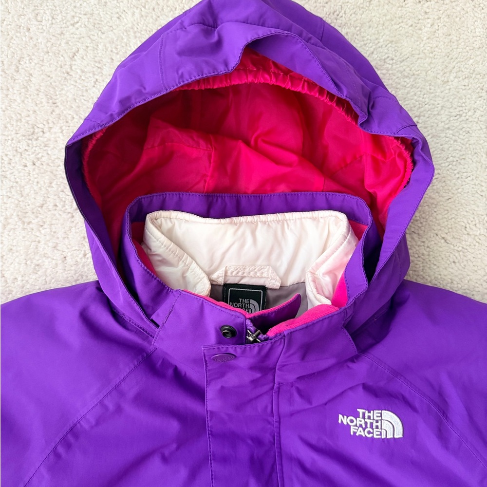 The North Face Hyvent 2 Piece Hooded Jacket - Picture 2 of 16